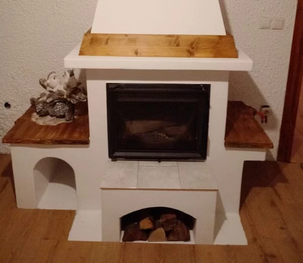 Končan notranji kamin obložen z Ytongom